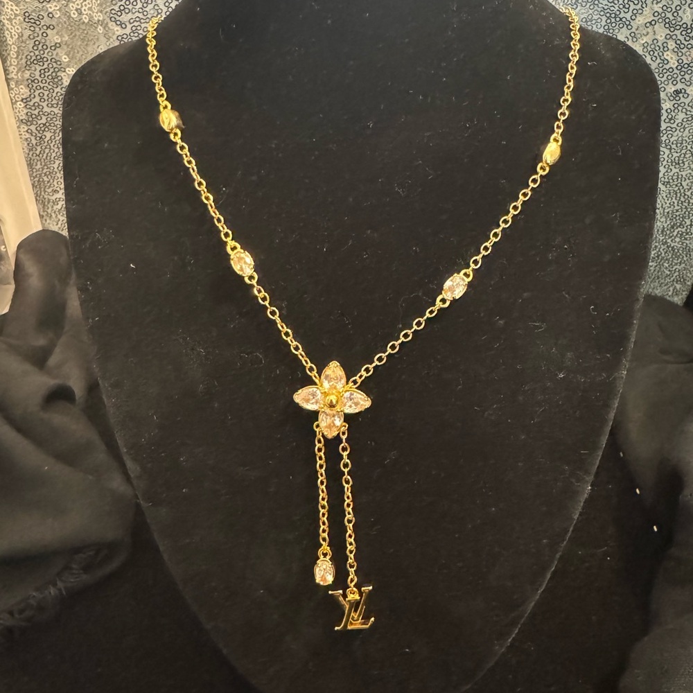 Louis Vuitton Gold Necklace with Crystal Details